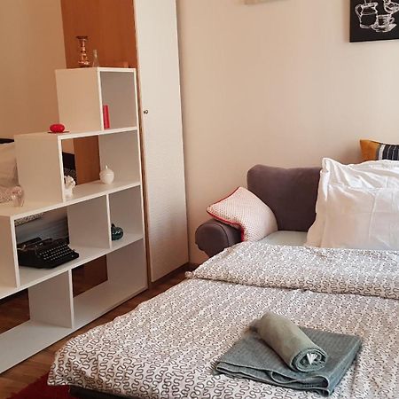 Center Royalty Apartment Budapest Bagian luar foto