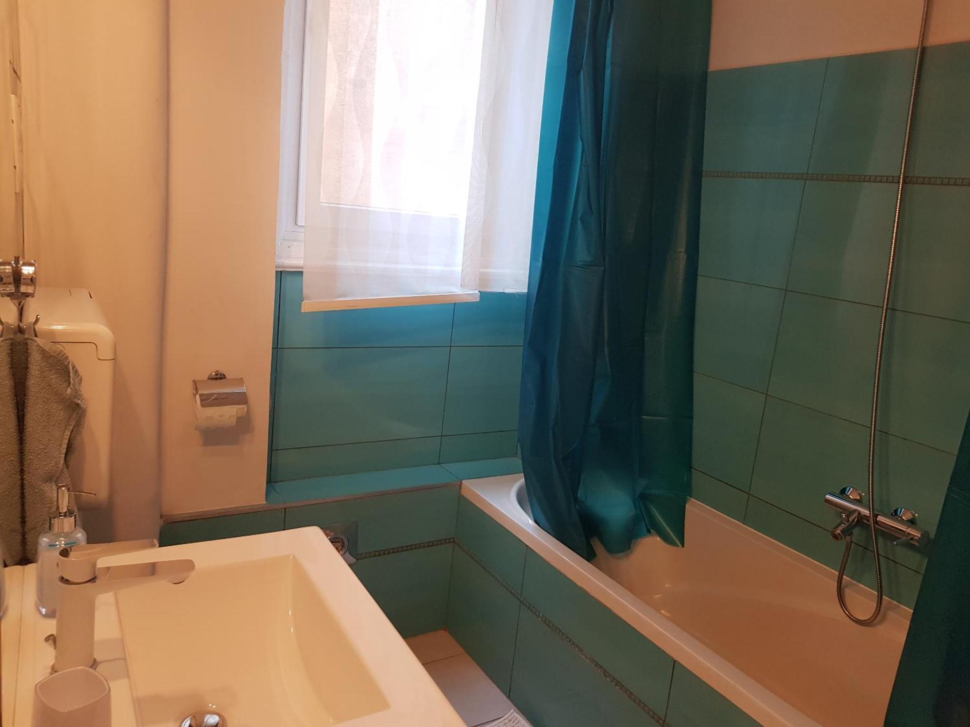 Center Royalty Apartment Budapest Bagian luar foto
