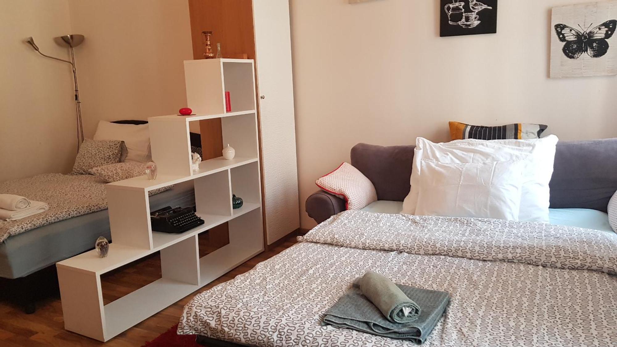 Center Royalty Apartment Budapest Bagian luar foto